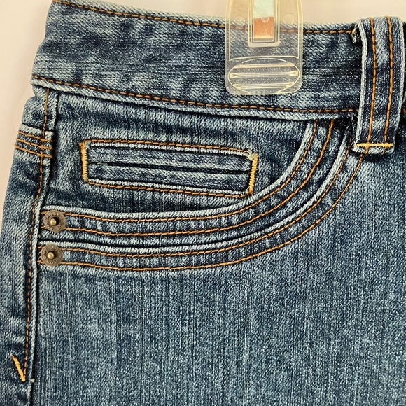 LOFT Women’s Denim Mini Skirt, Size 10P, Blue Denim - Picture 3 of 4